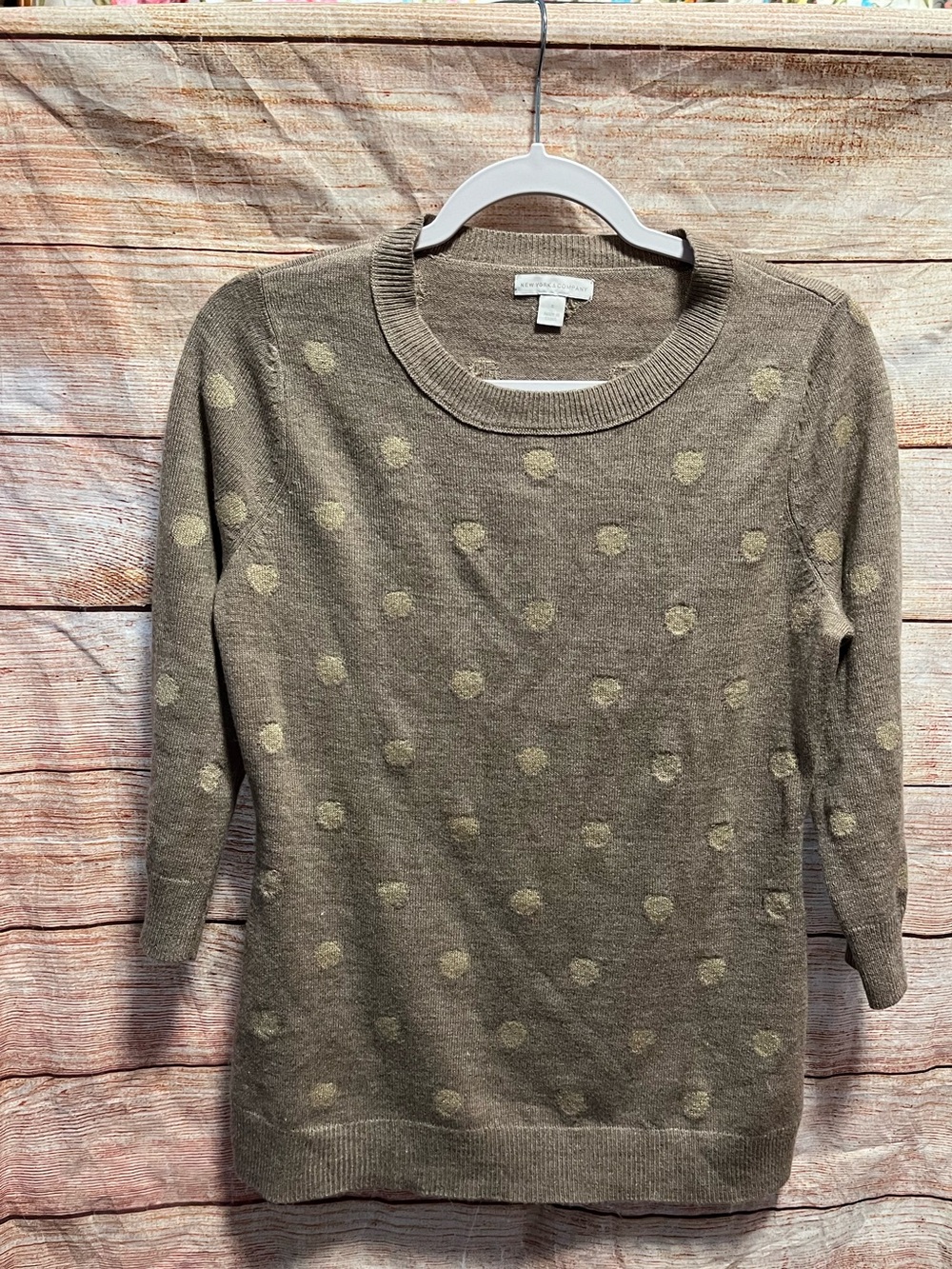 New York & Co. tan sweater with metallic circles-Ladies Small